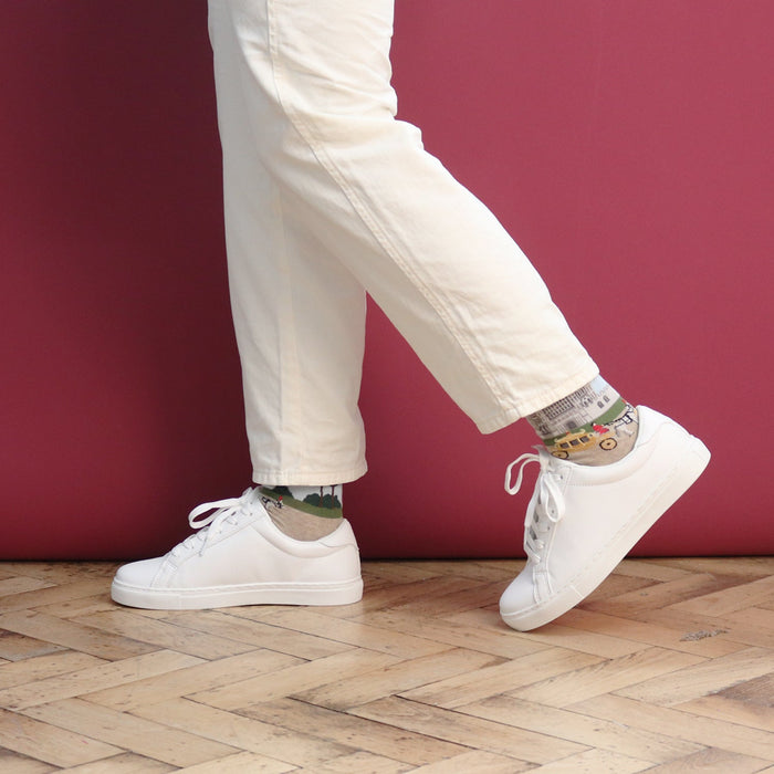 Women's Coronation Westminster Abbey Scene Cotton Socks - Corgi Socks