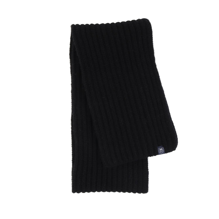 Black ribbed knit scarf on a white background