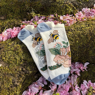 Women's Low Cut Blooms & Bees Cotton Socks - Corgi Socks
